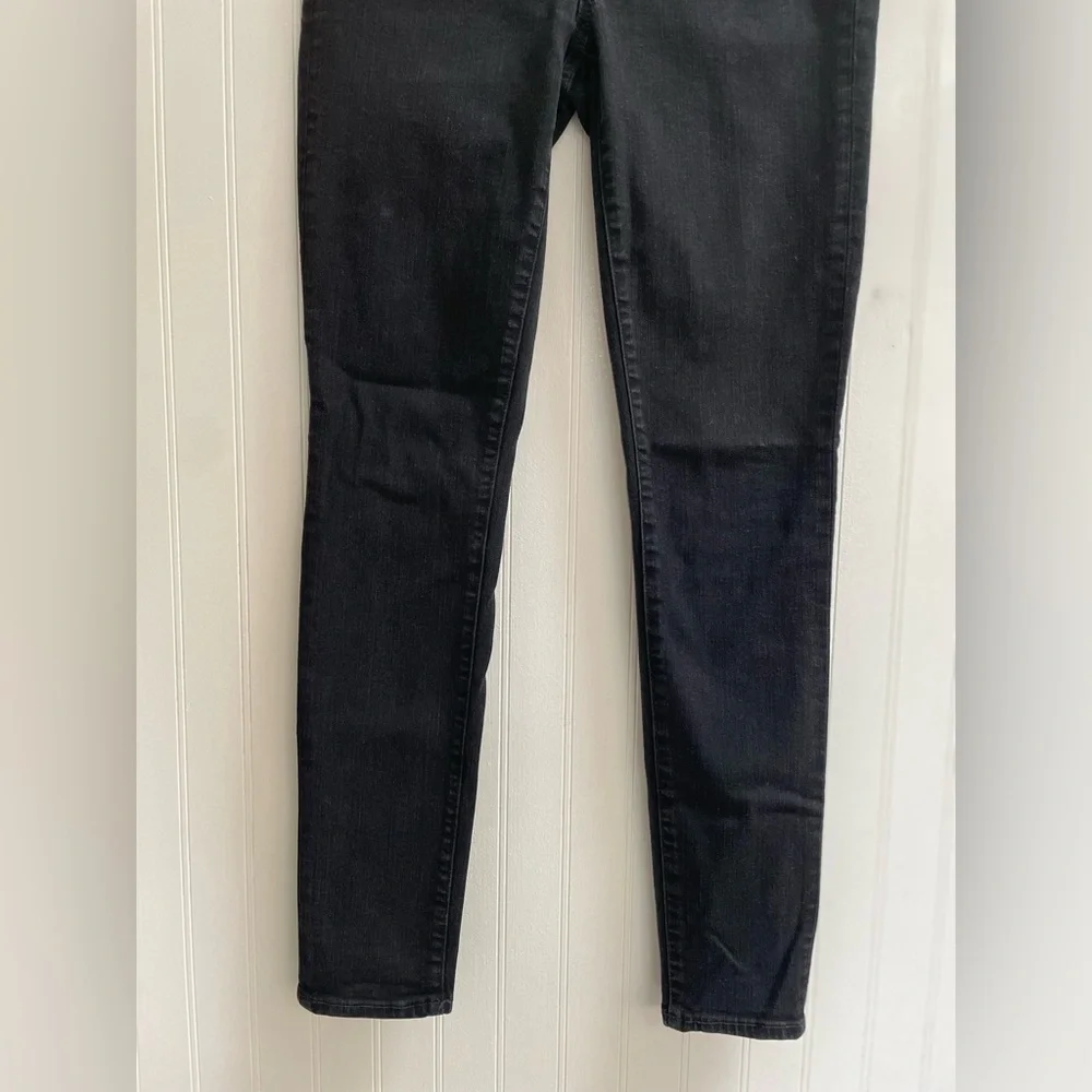 MADEWELL Mid-Rise Roadtripper Skinny Jeans in Black Wash Denim Size 28
